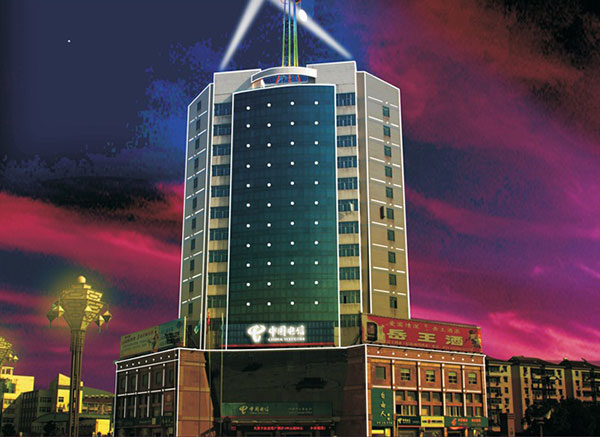 亮化工程燈具怎么選？LED洗墻燈/投光燈/線條燈適配場(chǎng)景解析